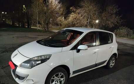 Renault Scenic III, 2009 год, 800 000 рублей, 9 фотография