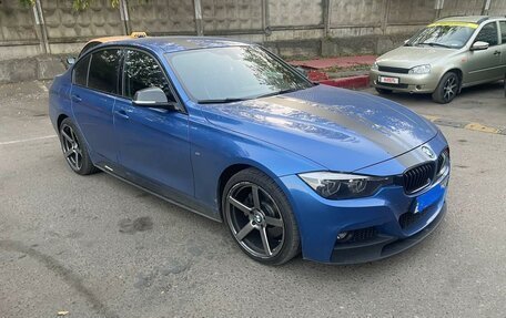 BMW 3 серия, 2017 год, 2 700 000 рублей, 3 фотография