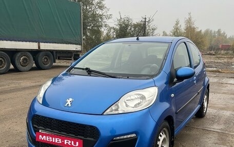 Peugeot 107 I рестайлинг, 2012 год, 475 000 рублей, 3 фотография