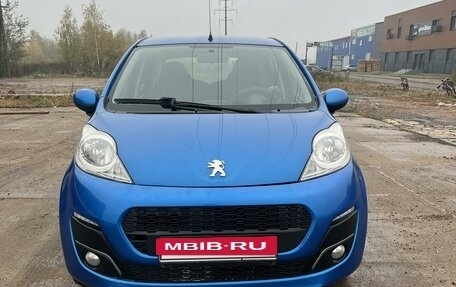 Peugeot 107 I рестайлинг, 2012 год, 475 000 рублей, 2 фотография