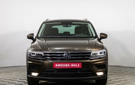 Volkswagen Tiguan II, 2018 год, 3 690 000 рублей, 2 фотография