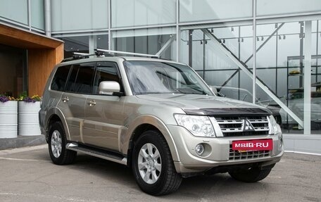 Mitsubishi Pajero IV, 2011 год, 2 223 000 рублей, 3 фотография