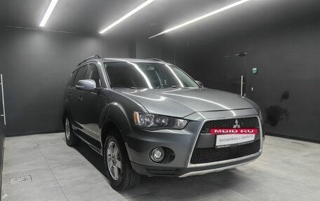 Mitsubishi Outlander III рестайлинг 3, 2010 год, 1 098 000 рублей, 3 фотография