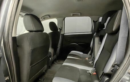 Mitsubishi Outlander III рестайлинг 3, 2010 год, 1 098 000 рублей, 8 фотография