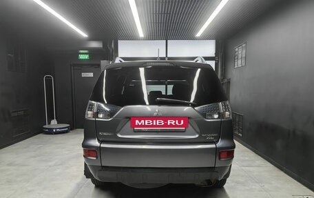 Mitsubishi Outlander III рестайлинг 3, 2010 год, 1 098 000 рублей, 6 фотография