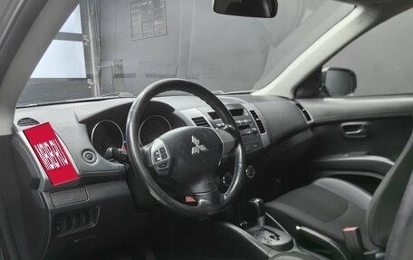 Mitsubishi Outlander III рестайлинг 3, 2010 год, 1 098 000 рублей, 10 фотография