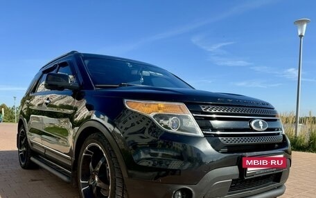 Ford Explorer VI, 2011 год, 1 890 000 рублей, 6 фотография