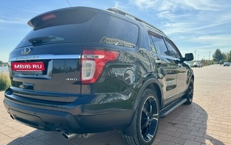 Ford Explorer VI, 2011 год, 1 890 000 рублей, 4 фотография