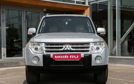 Mitsubishi Pajero IV, 2009 год, 1 648 000 рублей, 2 фотография