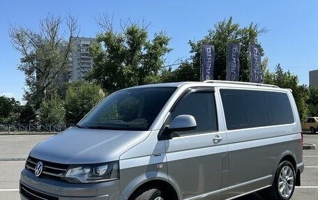 Volkswagen Multivan T5, 2013 год, 3 100 000 рублей, 3 фотография