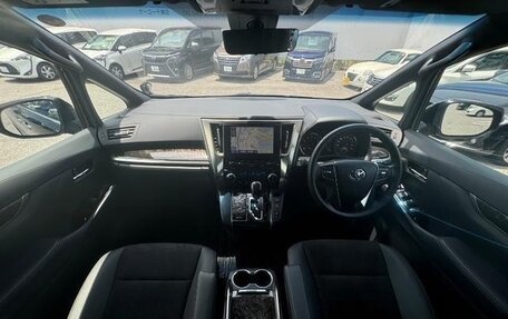 Toyota Alphard III, 2020 год, 4 050 000 рублей, 12 фотография