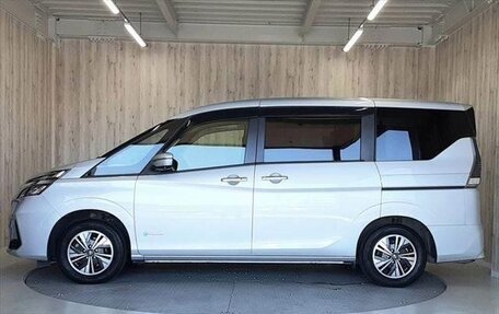 Nissan Serena IV, 2020 год, 1 750 000 рублей, 7 фотография