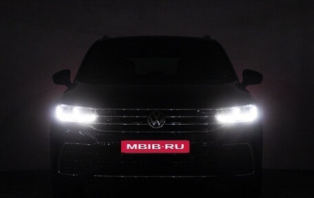 Volkswagen Tiguan II, 2021 год, 3 997 556 рублей, 32 фотография