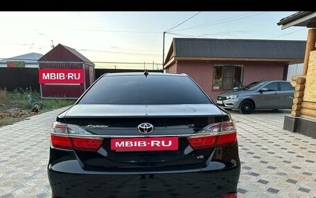 Toyota Camry, 2017 год, 2 220 000 рублей, 5 фотография