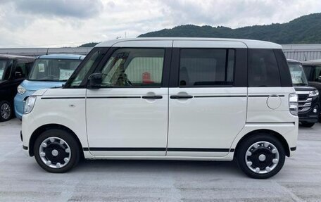 Daihatsu Move Canbus, 2022 год, 1 000 000 рублей, 5 фотография