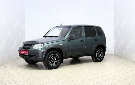 Chevrolet Niva I рестайлинг, 2010 год, 499 000 рублей, 1 фотография