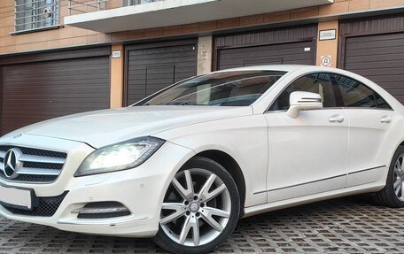 Mercedes-Benz CLS, 2012 год, 3 000 000 рублей, 2 фотография