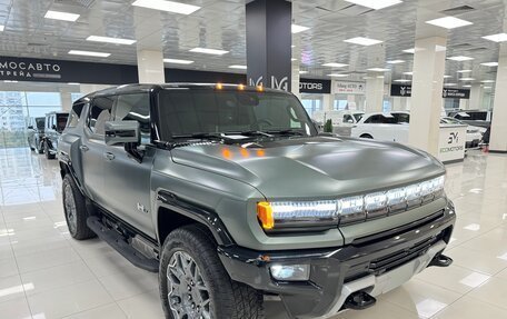 GMC Hummer EV, 2023 год, 17 990 000 рублей, 3 фотография