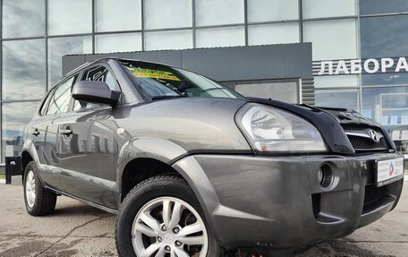 Hyundai Tucson III, 2008 год, 1 000 000 рублей, 1 фотография