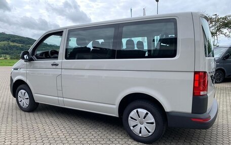 Volkswagen Transporter T6 рестайлинг, 2024 год, 7 300 000 рублей, 7 фотография