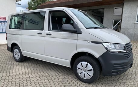 Volkswagen Transporter T6 рестайлинг, 2024 год, 7 300 000 рублей, 4 фотография