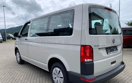 Volkswagen Transporter T6 рестайлинг, 2024 год, 7 300 000 рублей, 12 фотография