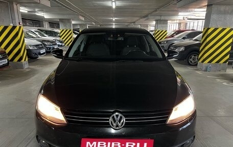 Volkswagen Jetta VI, 2012 год, 1 063 000 рублей, 2 фотография