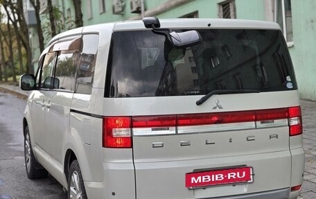 Mitsubishi Delica D:5 I, 2009 год, 1 400 000 рублей, 4 фотография