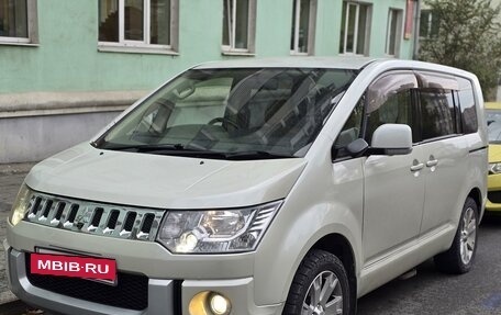 Mitsubishi Delica D:5 I, 2009 год, 1 400 000 рублей, 3 фотография