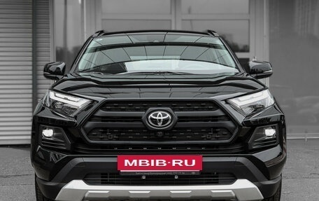 Toyota RAV4, 2024 год, 4 590 000 рублей, 2 фотография