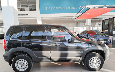 Chevrolet Niva I рестайлинг, 2013 год, 633 000 рублей, 4 фотография