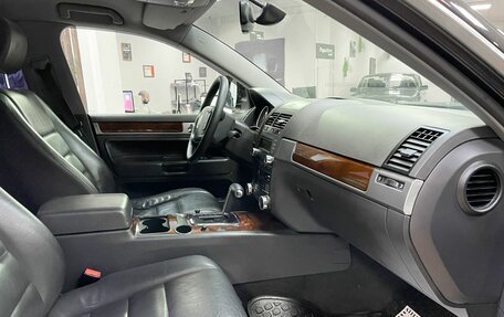 Volkswagen Touareg III, 2009 год, 1 199 000 рублей, 12 фотография