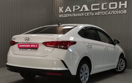 Hyundai Solaris II рестайлинг, 2022 год, 1 850 000 рублей, 2 фотография