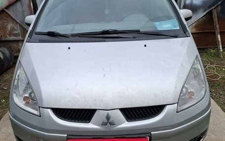 Mitsubishi Colt VI рестайлинг, 2005 год, 599 000 рублей, 1 фотография