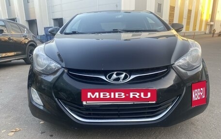 Hyundai Elantra V, 2011 год, 1 050 000 рублей, 2 фотография