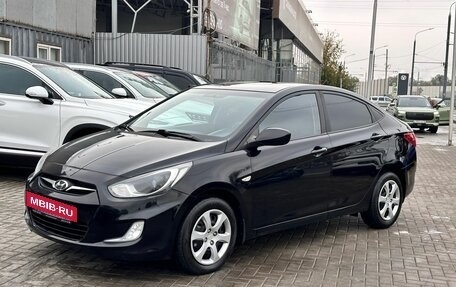 Hyundai Solaris II рестайлинг, 2013 год, 1 099 900 рублей, 3 фотография