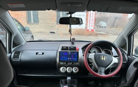 Honda Fit III, 2006 год, 590 000 рублей, 6 фотография