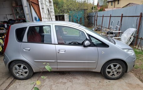 Mitsubishi Colt VI рестайлинг, 2005 год, 599 000 рублей, 3 фотография