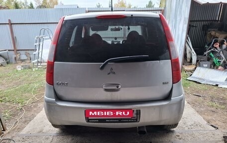 Mitsubishi Colt VI рестайлинг, 2005 год, 599 000 рублей, 2 фотография