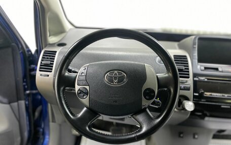 Toyota Prius, 2008 год, 879 000 рублей, 8 фотография