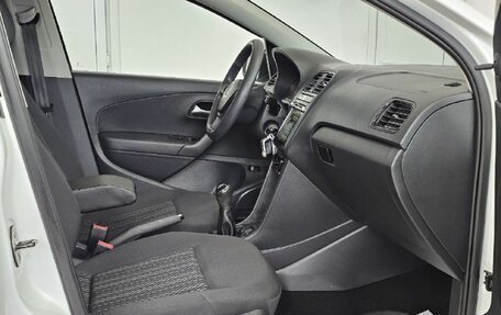 Volkswagen Polo VI (EU Market), 2017 год, 1 285 000 рублей, 19 фотография