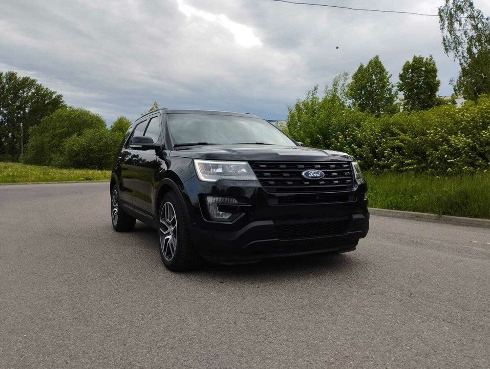 Ford Explorer V рестайлинг, 2017 год, 600 000 рублей, 2 фотография