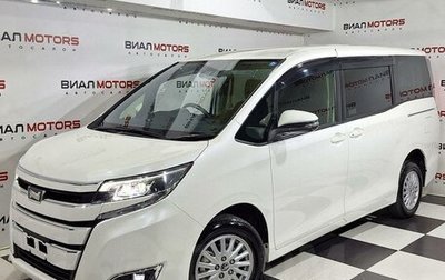 Toyota Noah III, 2017 год, 3 090 000 рублей, 1 фотография