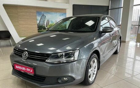 Volkswagen Jetta VI, 2013 год, 1 299 000 рублей, 1 фотография