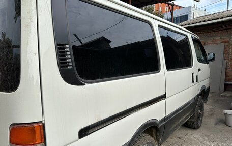 Toyota HiAce H100, 2003 год, 850 000 рублей, 5 фотография