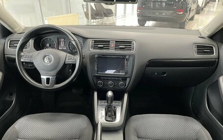 Volkswagen Jetta VI, 2013 год, 1 299 000 рублей, 11 фотография