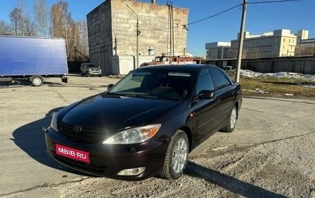 Toyota Camry V40, 2003 год, 700 000 рублей, 1 фотография