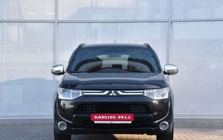 Mitsubishi Outlander III рестайлинг 3, 2012 год, 1 499 000 рублей, 4 фотография