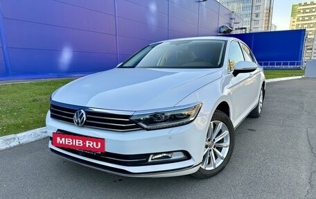 Volkswagen Passat B8 рестайлинг, 2015 год, 2 285 000 рублей, 5 фотография