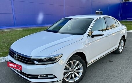 Volkswagen Passat B8 рестайлинг, 2015 год, 2 285 000 рублей, 8 фотография